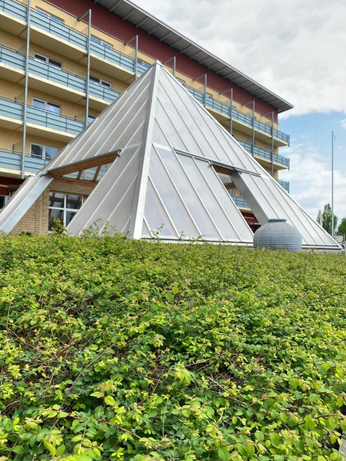 Kurhotel Pyramide บัดวินด์สไฮม์ ภายนอก รูปภาพ